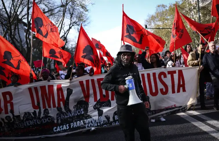 Manifestação contra a crise da habitação em Lisboa
